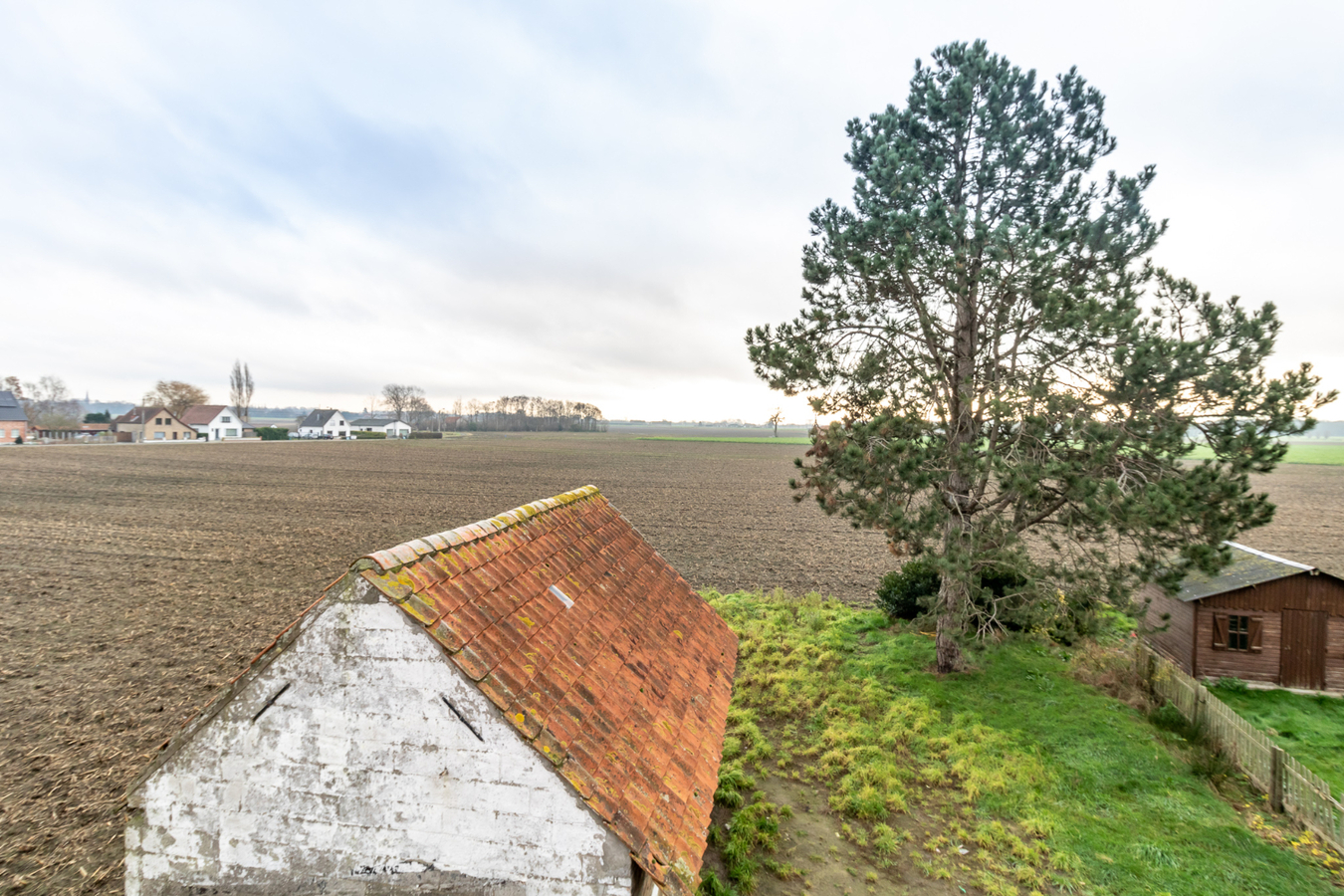 Nieuwbouwwoning met 5 slaapkamers en landelijke vergezichten te Koekelare 