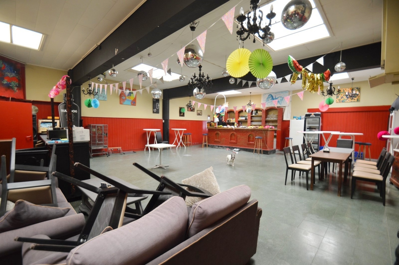 Investeringsopportuniteit: café met feestzaal - Westkapelle 