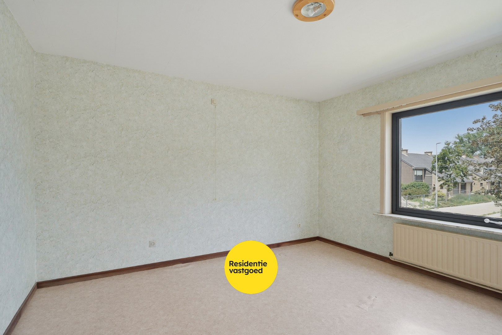 Renovatiewoning met 3 slpks, garage en zonnige tuin 