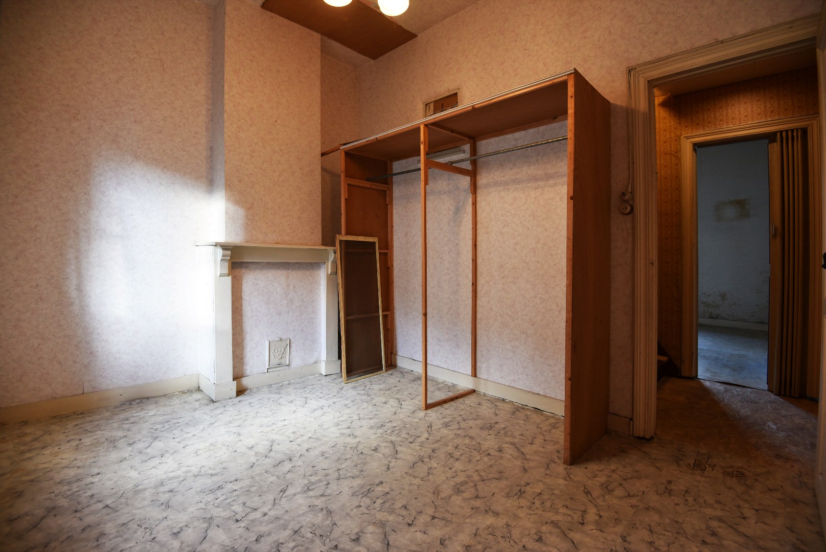 HELAAS REEDS VERKOCHT ! Ideale starterswoning / investeringspand te Gent 