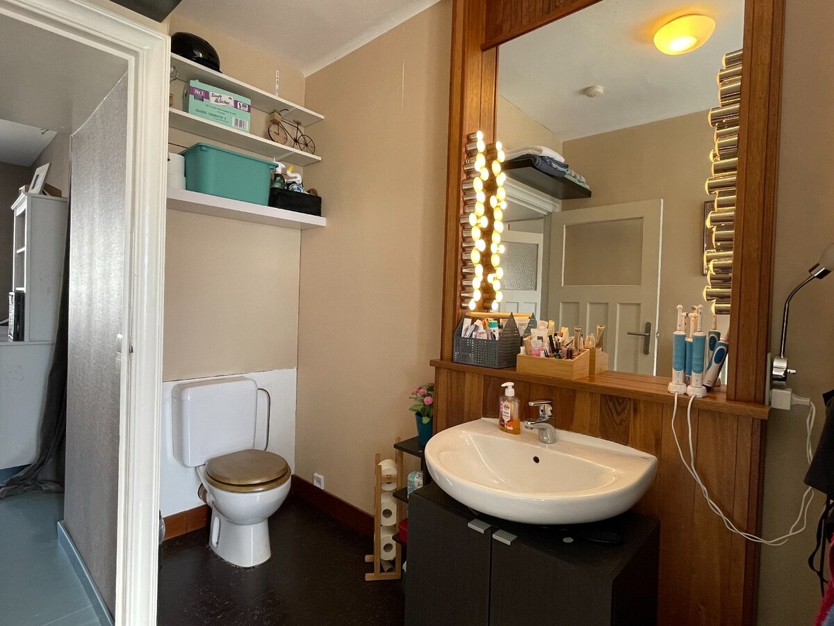 Instapklare woning in gesloten bebouwing in hartje Hasselt 