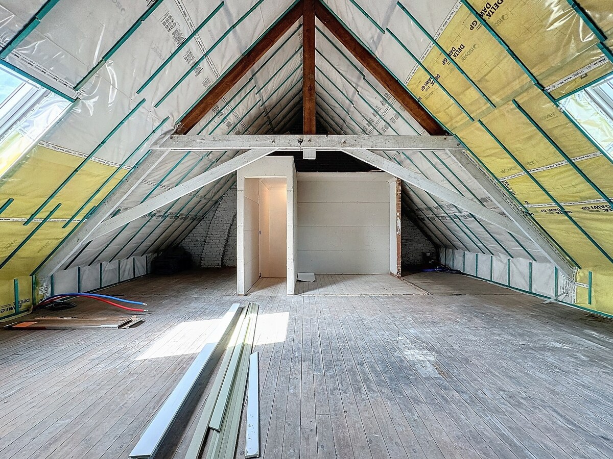 Top renovatieproject op residentiële ligging te Bevegem 