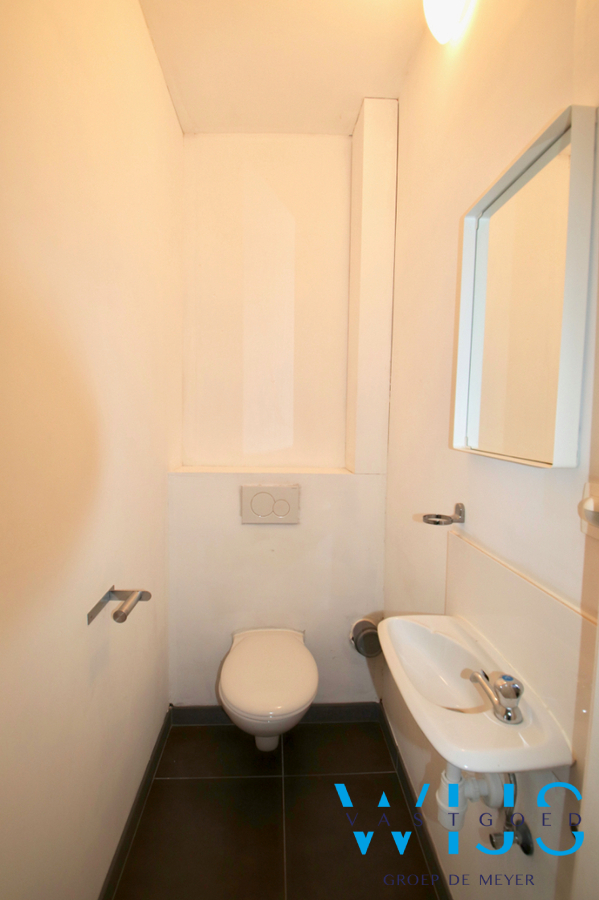 Zeer goed gelegen kantoorruimte te CENTRUM EVERGEM ! 