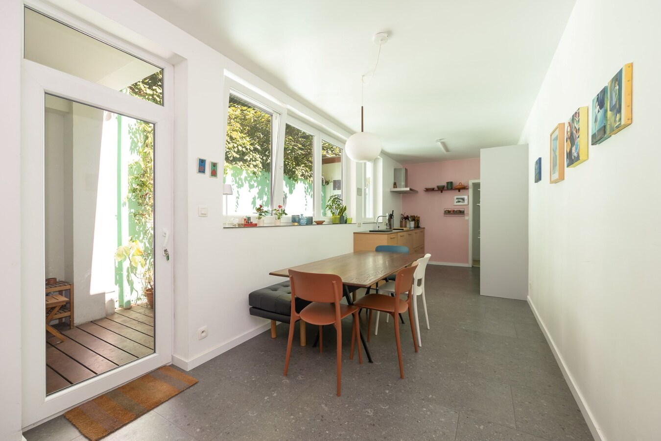 Gerenoveerd gelijkvloers appartement met stadstuin! 