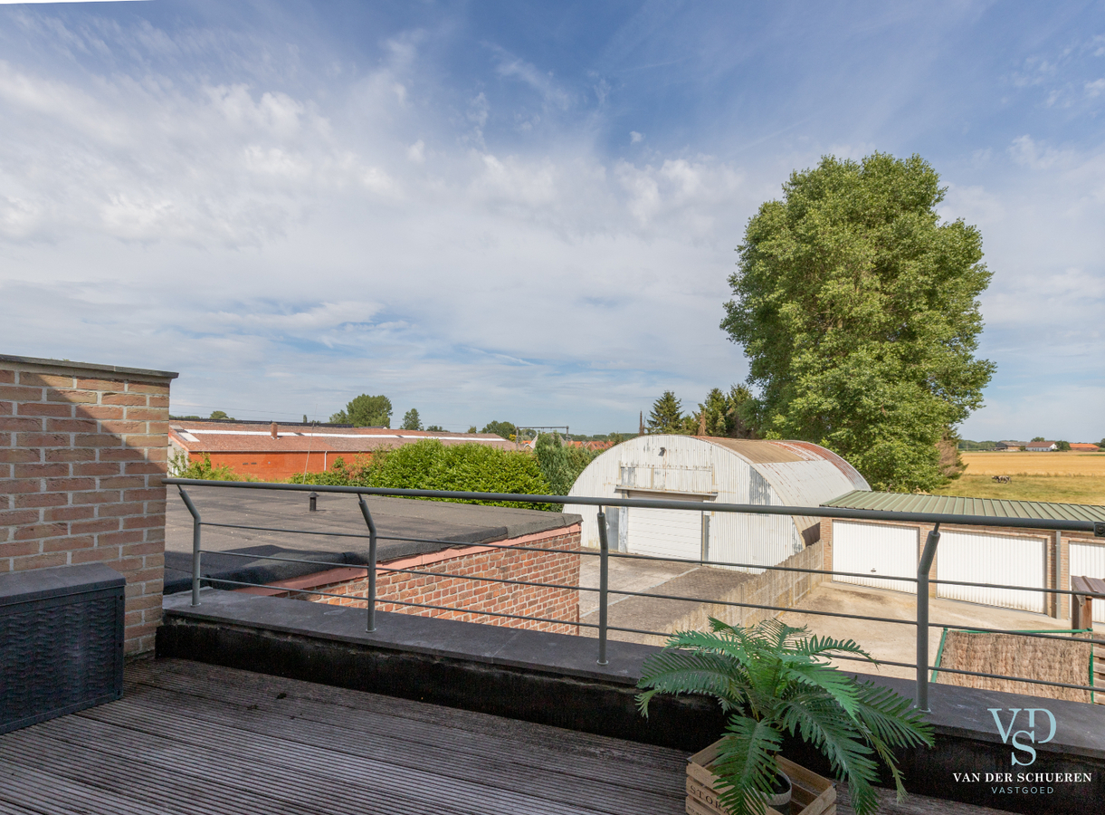 2 slaapkamer-appartement met terras én garage ! 