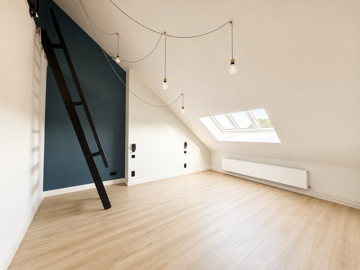 Maison de maître avec 5 chambres et jardin, idéale pour profession libérale ! 
