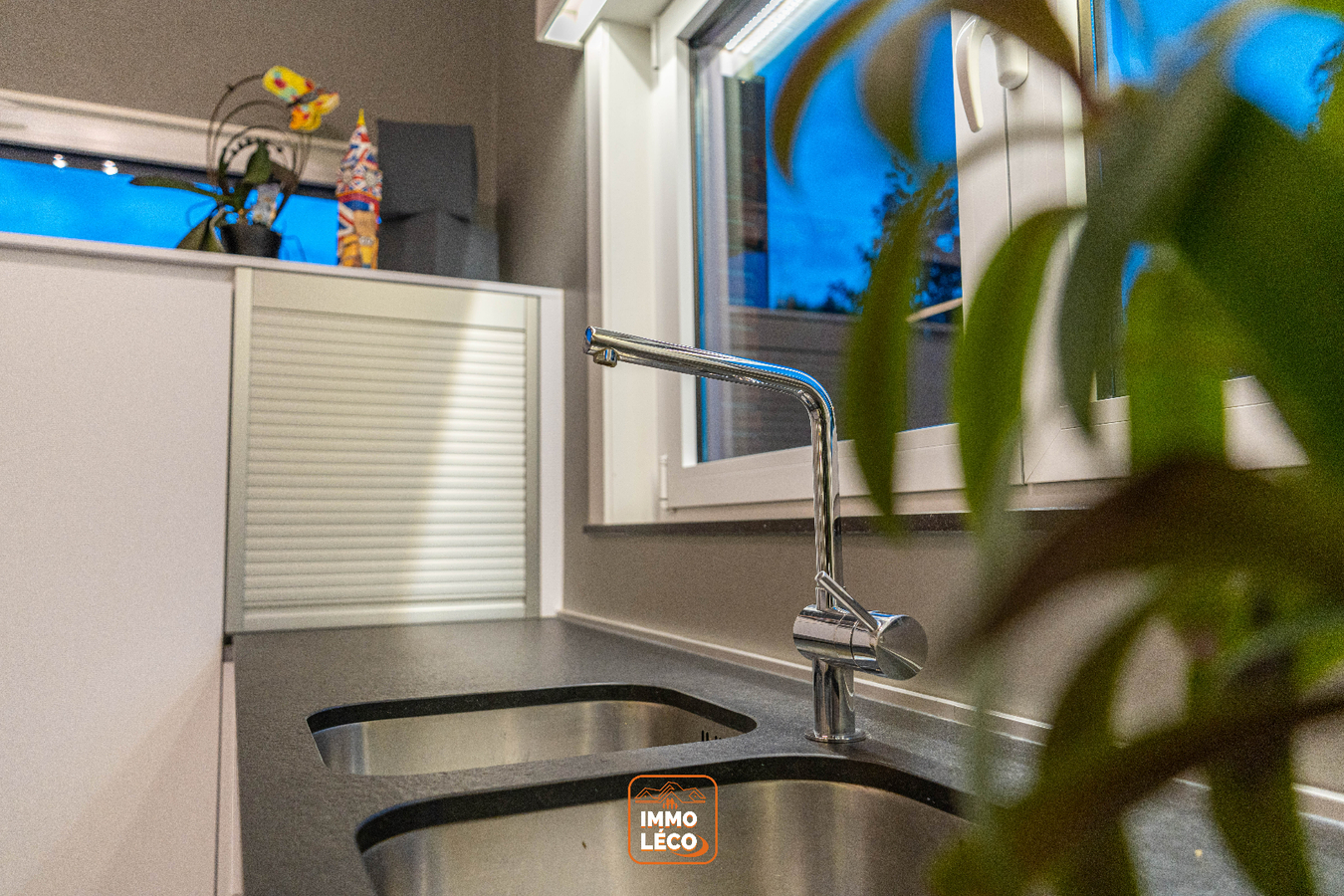 Superbe Villa idéalement située dans un clos résidentiel prisé « La Coquinie », avec garage 3 voitures et jardin, COUP DE CŒUR absolu ! 