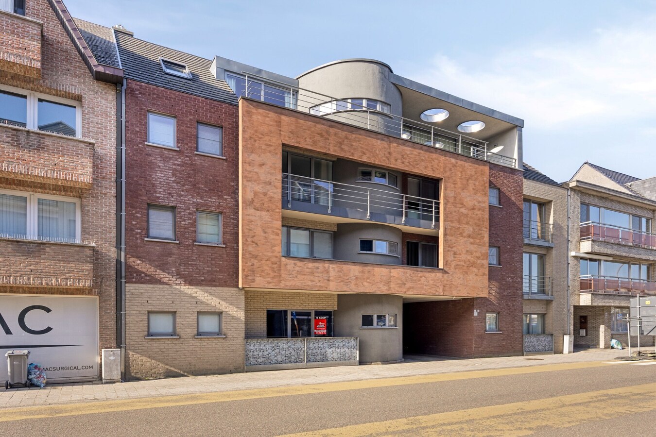 Te koop benedenwoning - Geel