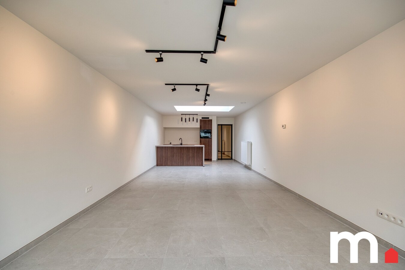 Topper te Heule met EPC A en uitweg achteraan ! 