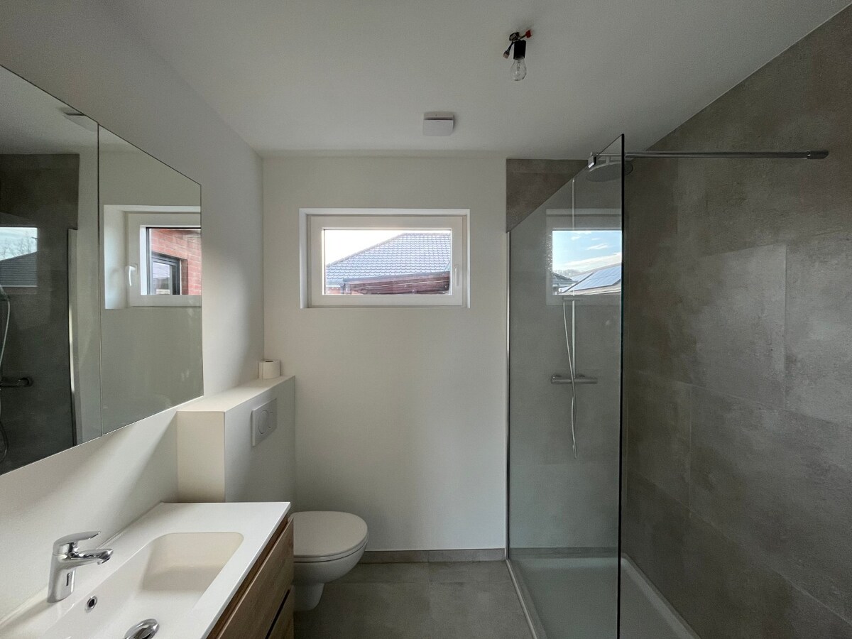 Gerenoveerde Half Open bebouwing 