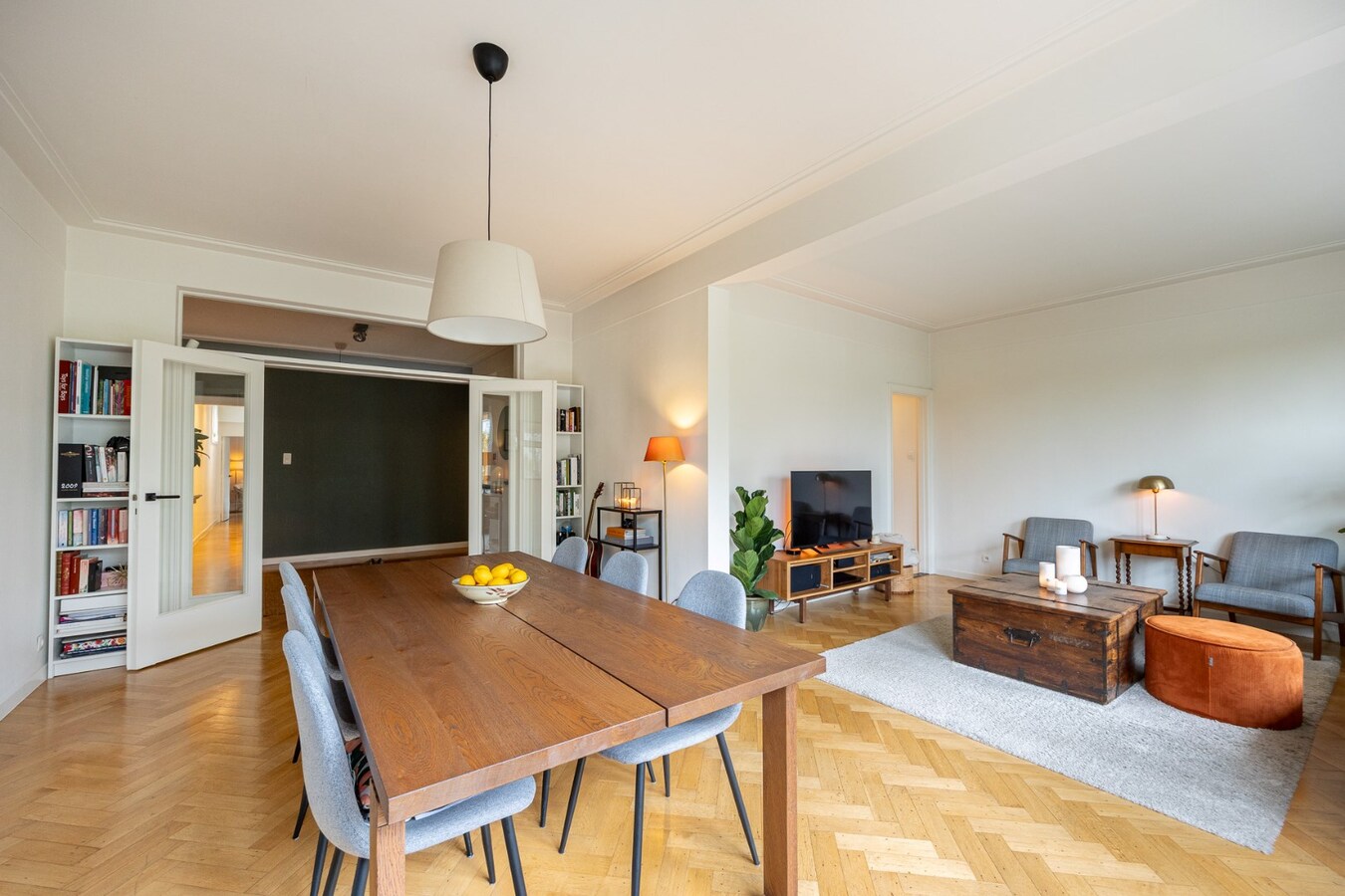 Prachtig Art Deco appartement 138 m² met 2 slaapkamers in centrum Antwerpen 