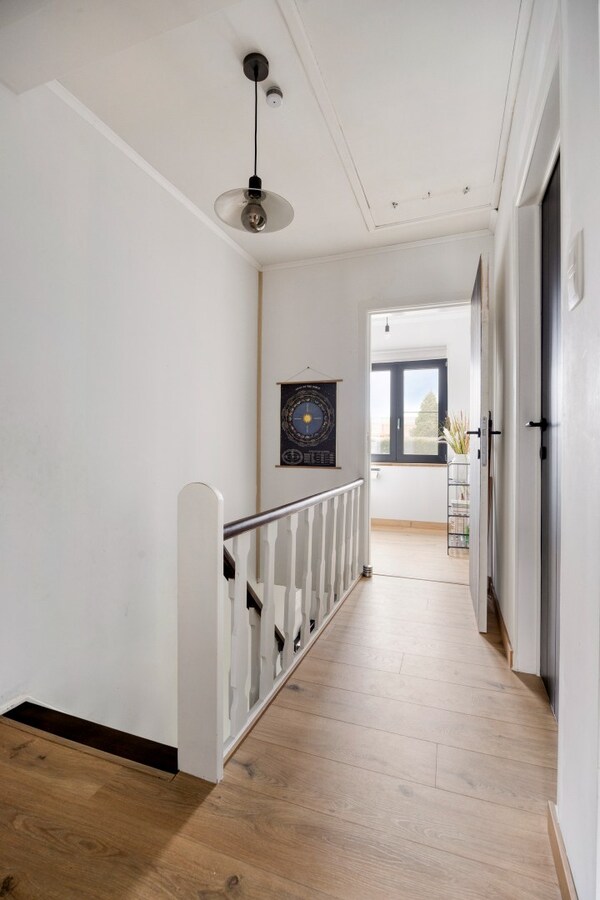 Instapklare woning met 3 slaapkamers en tuin. 