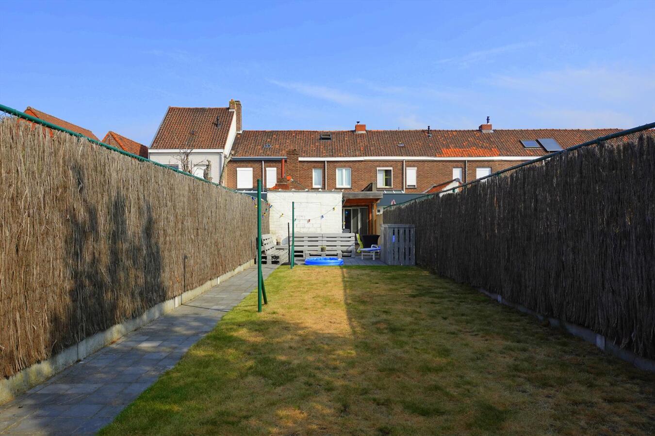 Rustig gelegen rijwoning nabij centrum 