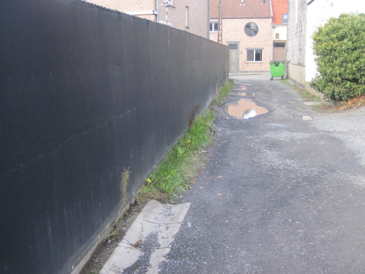 Garage in de onmiddellijke nabijheid van de Markt. 