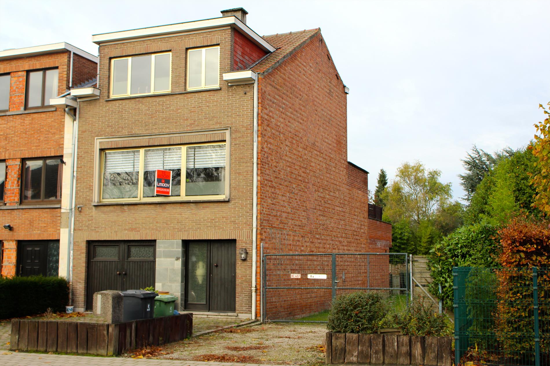 Ruime driegevelwoonst op toplocatie 