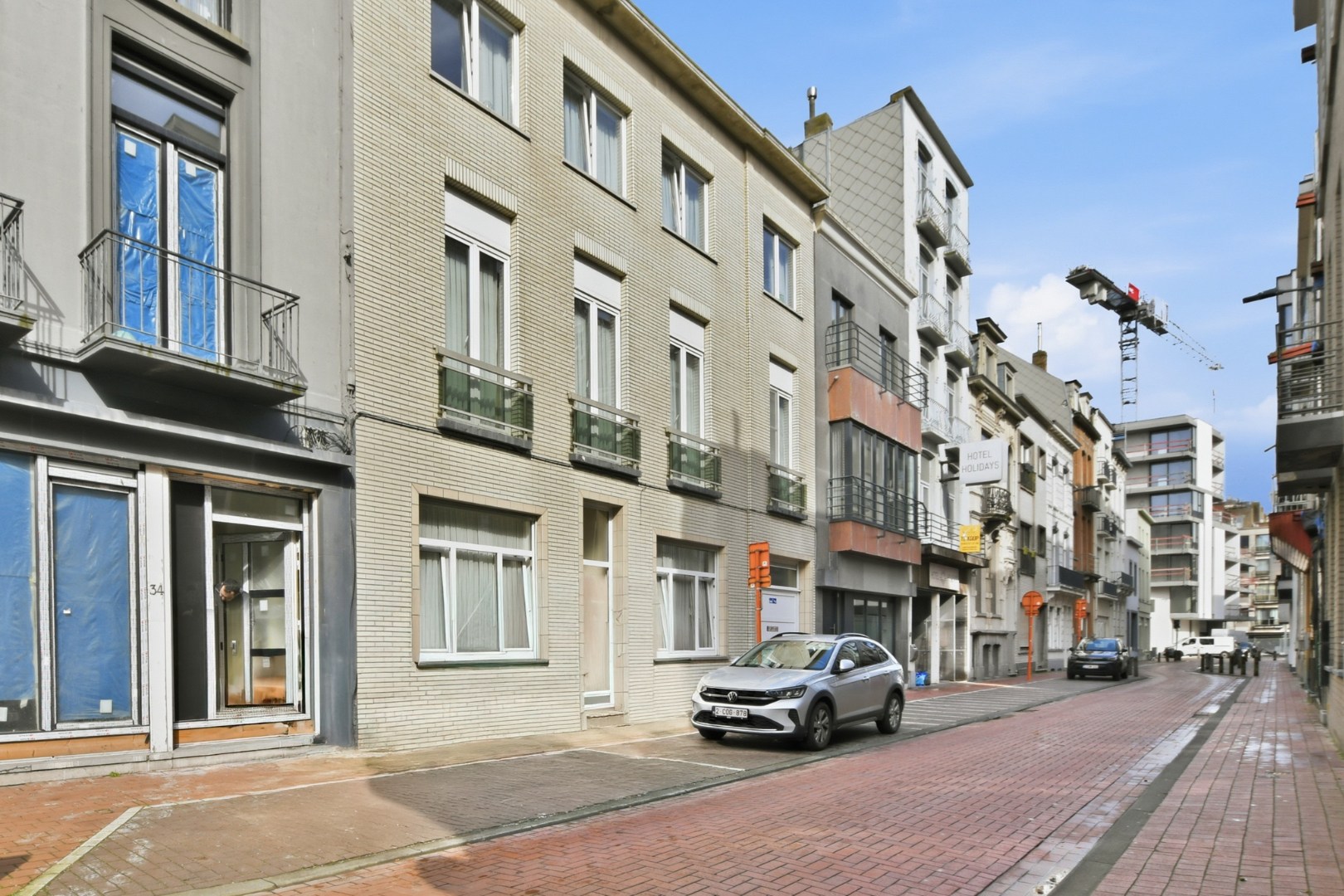 Karaktervol opbrengsteigendom met 4 appartementen nabij Grote Markt en strand in Blankenberge 