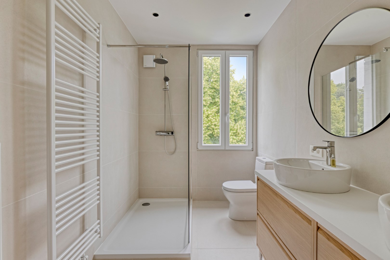 Vernieuwde woning met 3 kamers + garage 1652 ALSEMBERG (BEERSEL) 