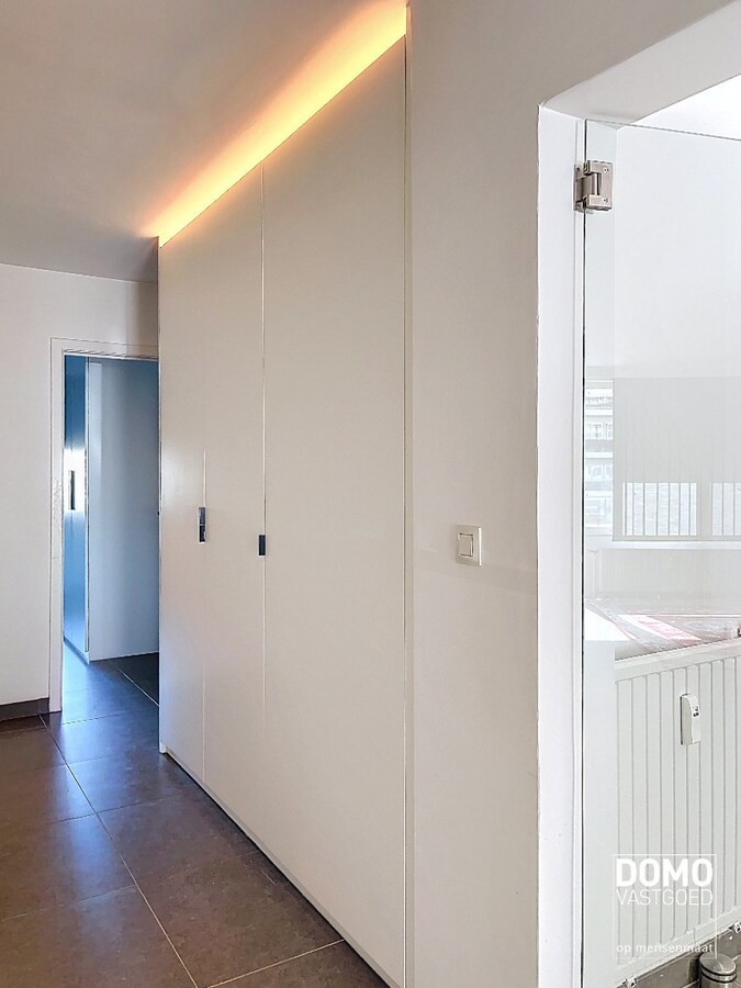 RUIM 2-SLAAPKAMERAPPARTEMENT MET TWEE TERRASSEN EN ENERGIELABEL B 