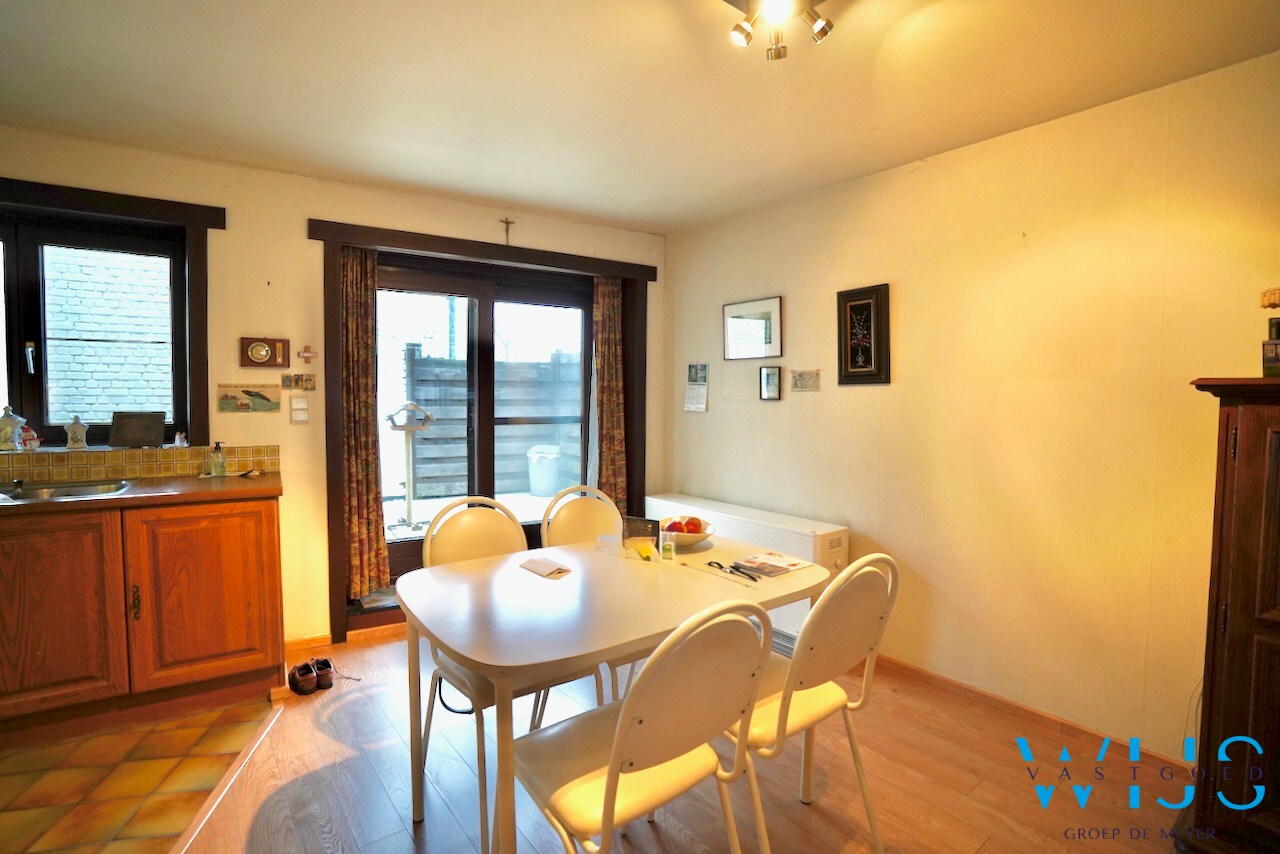 Praktisch appartement met 2 slaapkamers in hartje Evergem ! 