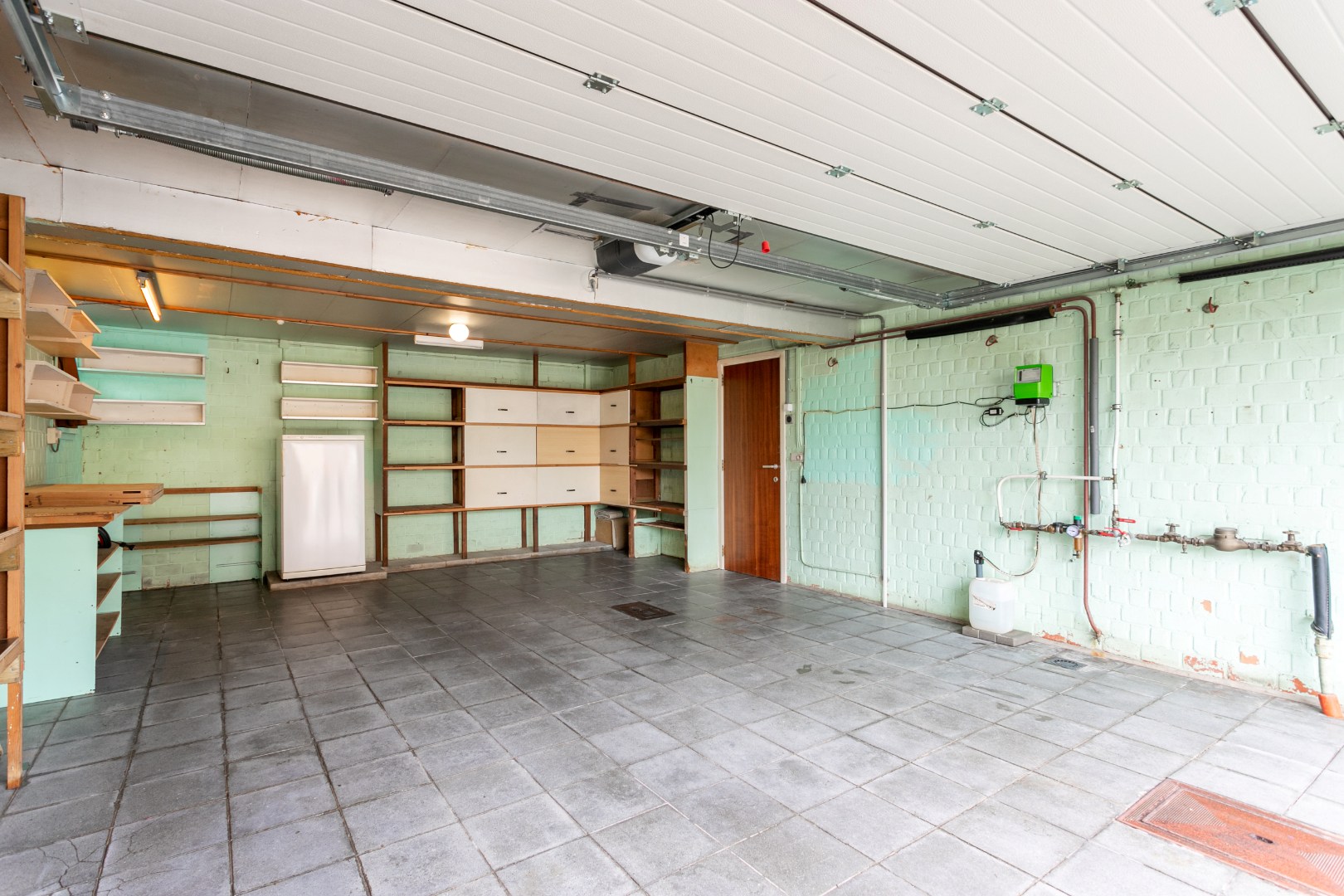 Goed gelegen 3-gevelwoning met 4 slpk 