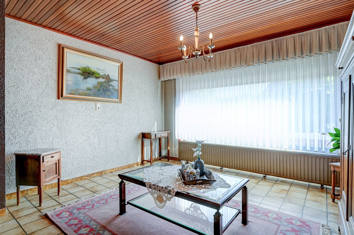 Zeer goed onderhouden huis met 3 slaapkamers 
