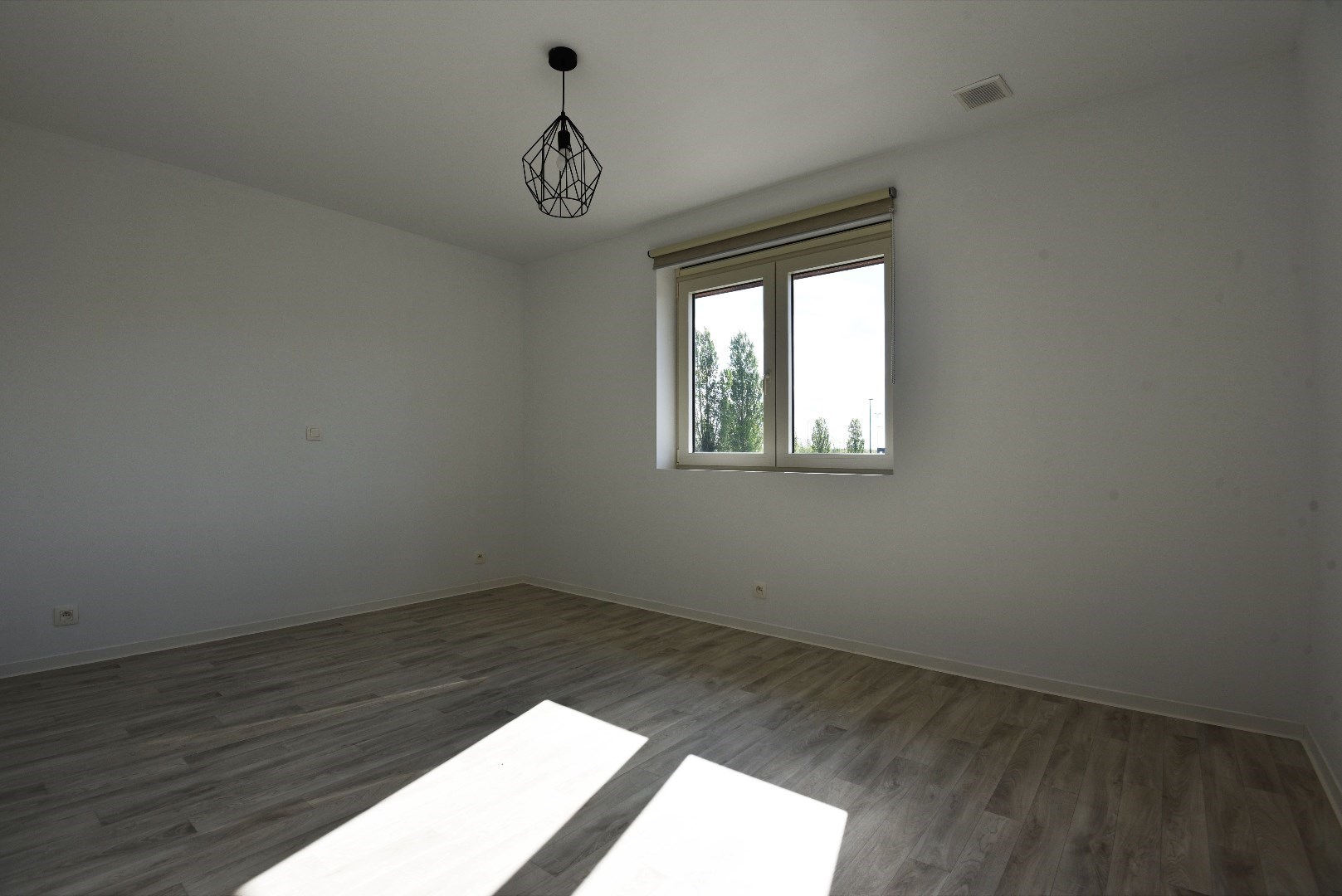 Open nieuwbouw met 3 slaapkamers en tuin te Aalter 