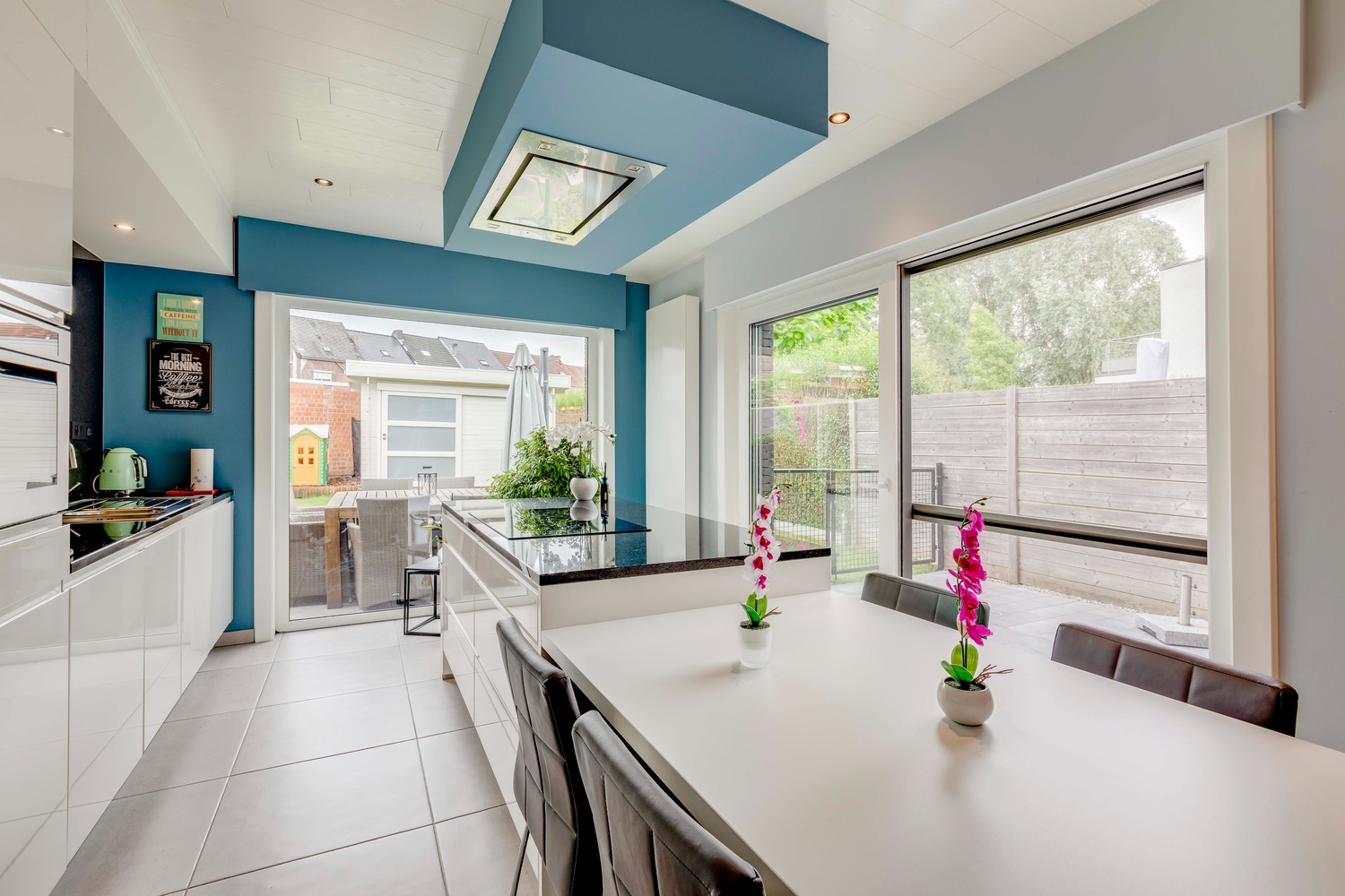 Subliem gelegen, recent gebouwde woning te Aalst. 