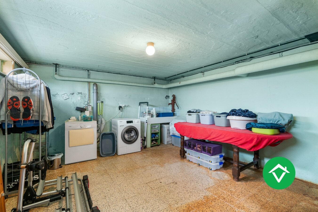 Alleenstaande woning met uitgestrekte vergezichten te Wijnendale 