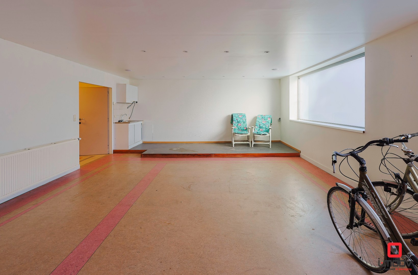 Bel-etagewoning met tuin, loods (450 m²) en tal van mogelijkheden 