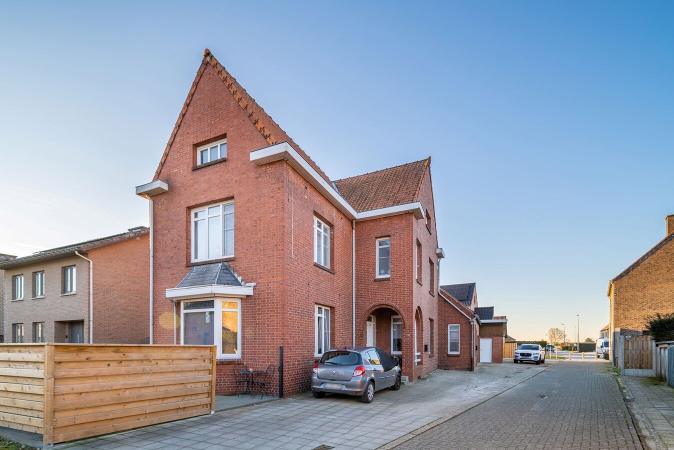 Investeringspand met 2 wooneenheden 