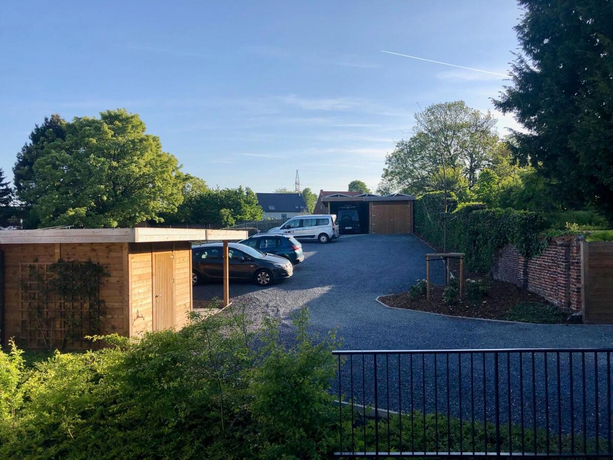 Tof appartement (residentie ‘De Hermannen’), vlakbij centrum Oudenaarde en nabij N60. 