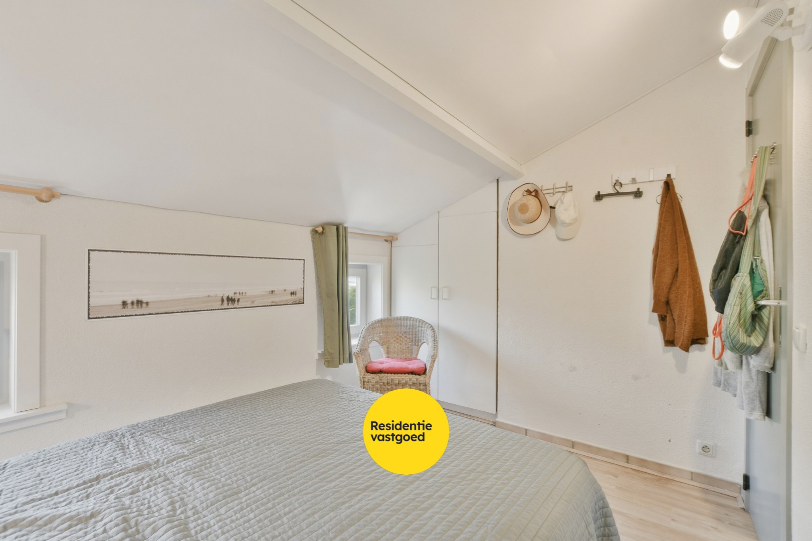 Charmant vissershuisje met 3 slaapkamers en prachtig open polderzicht 