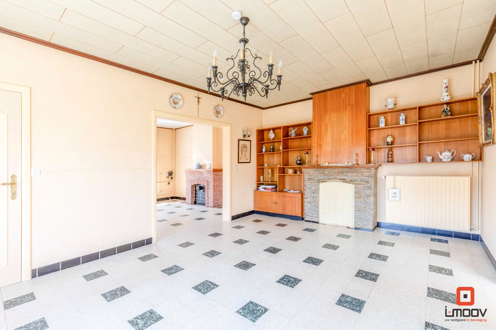 Te renoveren HOB met 3 slaapkamers op een bijzondere ligging in Deurle 