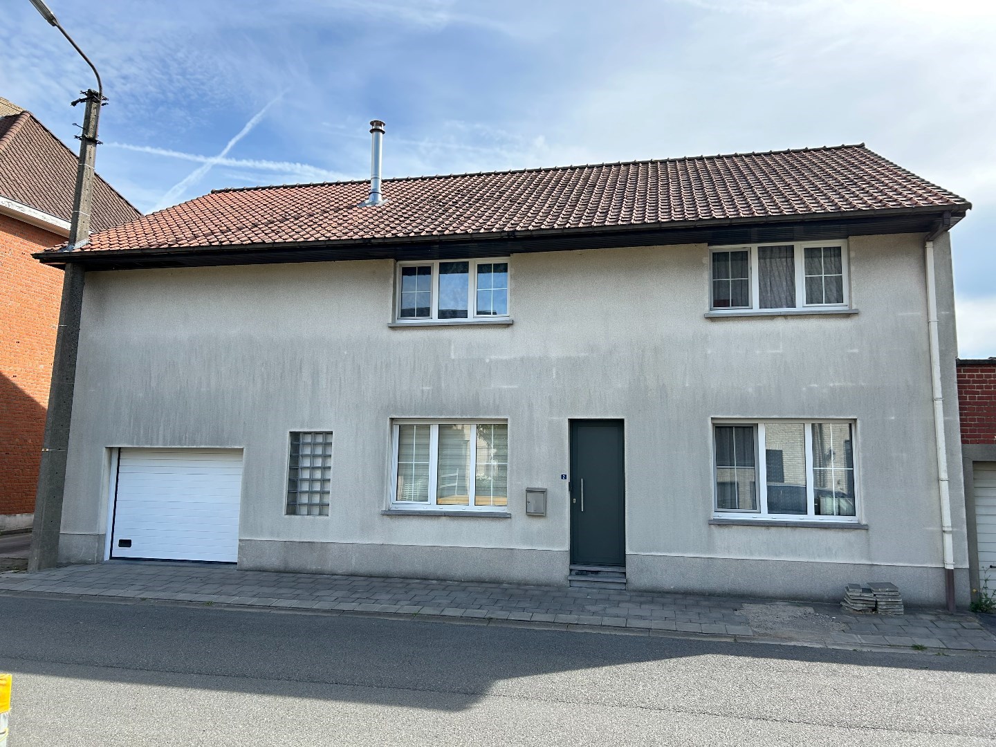 Gerenoveerde, zeer ruime woning met garage en tuin op 222 m² 