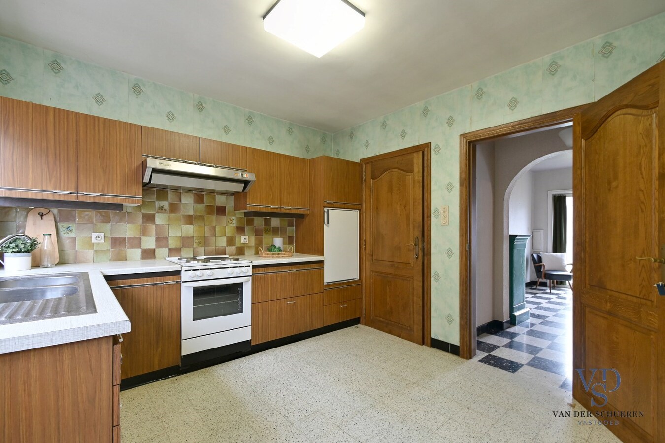 Degelijke halfopen bebouwing 