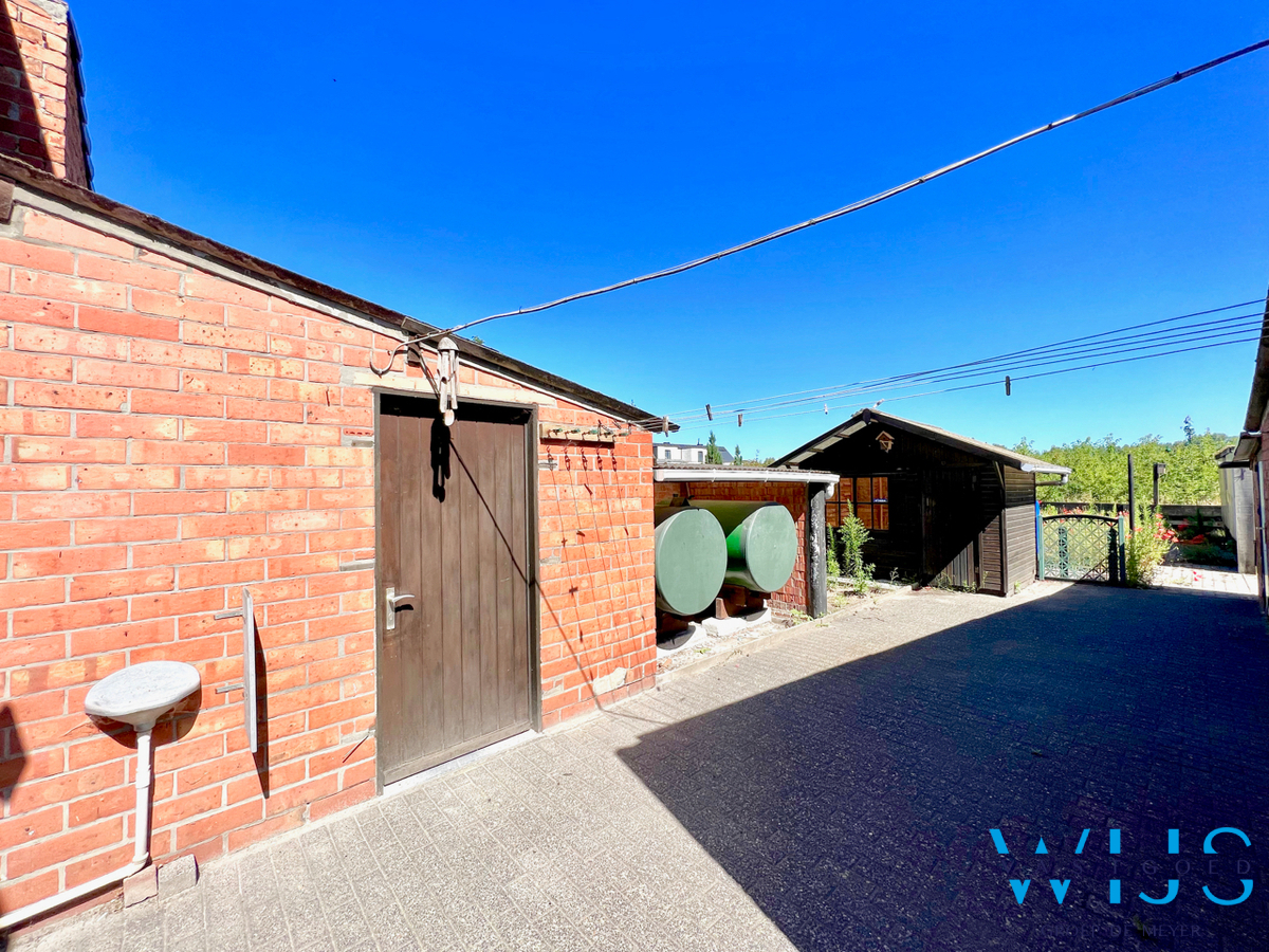 Ruim woonhuis op een zeer rustige locatie in Ertvelde ! 