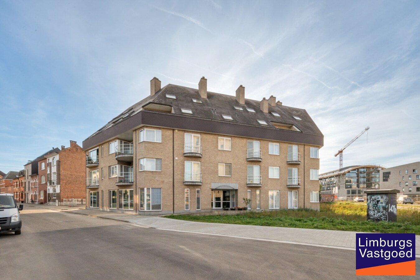 Ruim en centraal gelegen appartement, 2 slpk, met terras en garage 