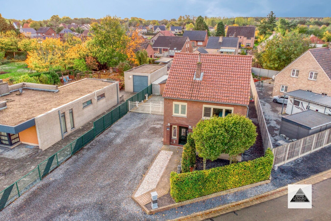 Gezinswoning met 5 slaapkamers, zonnepanelen 