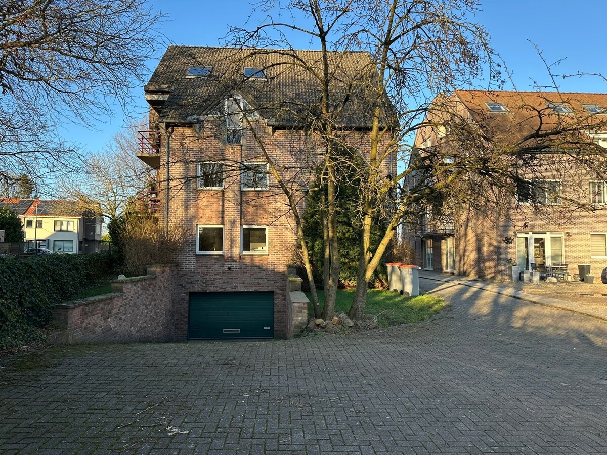 Verzorgd appartement met 2 slaapkamers 