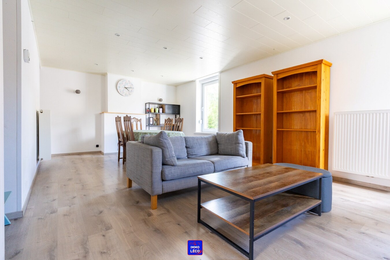 Appartement TRIPLEX trois chambres avec entrée indépendante et garage 