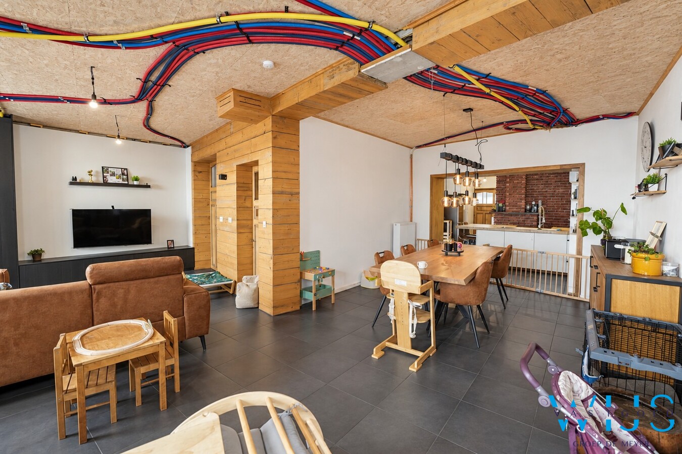 Gerenoveerde woning met ruime tuin in Doornzele/Desteldonk 