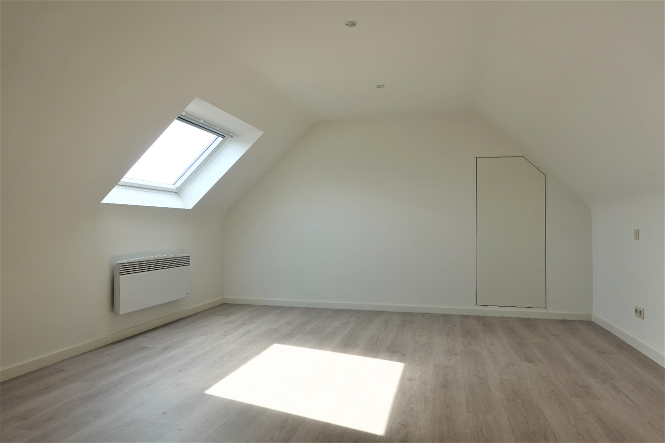 Service Flat te huur te Varsenare 