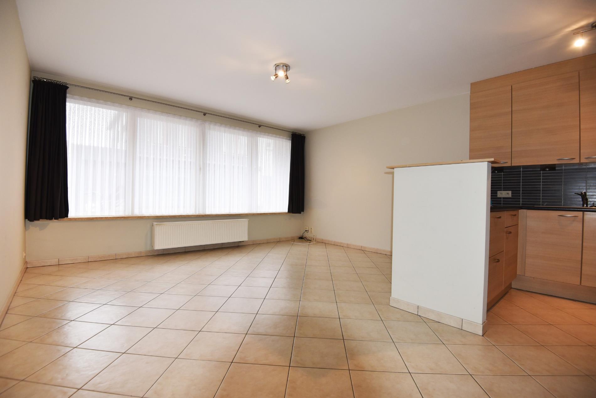 Studio met garage te Assenede centrum 