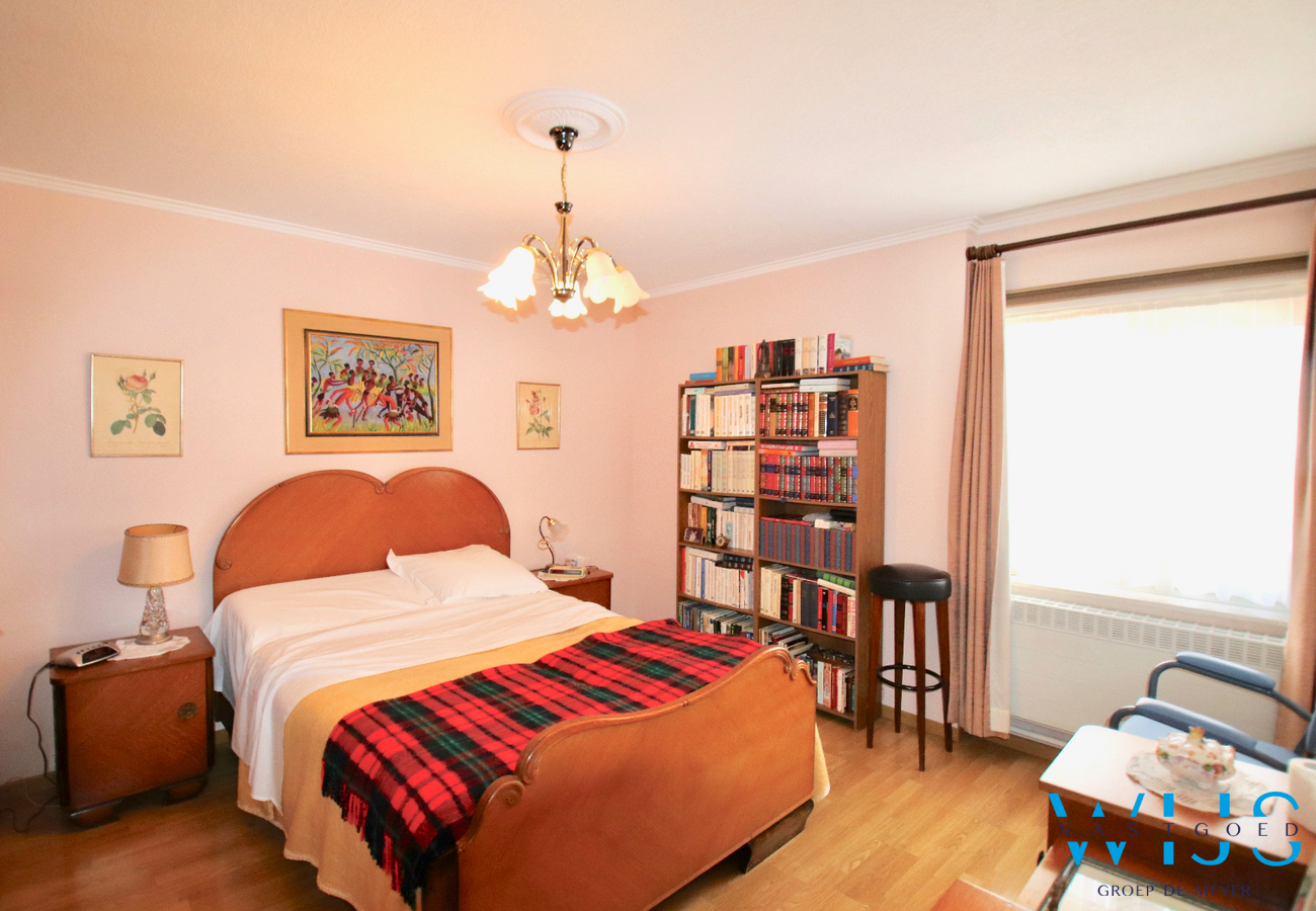 Toffe ruime gezinswoning vlakbij centrum EVERGEM! 