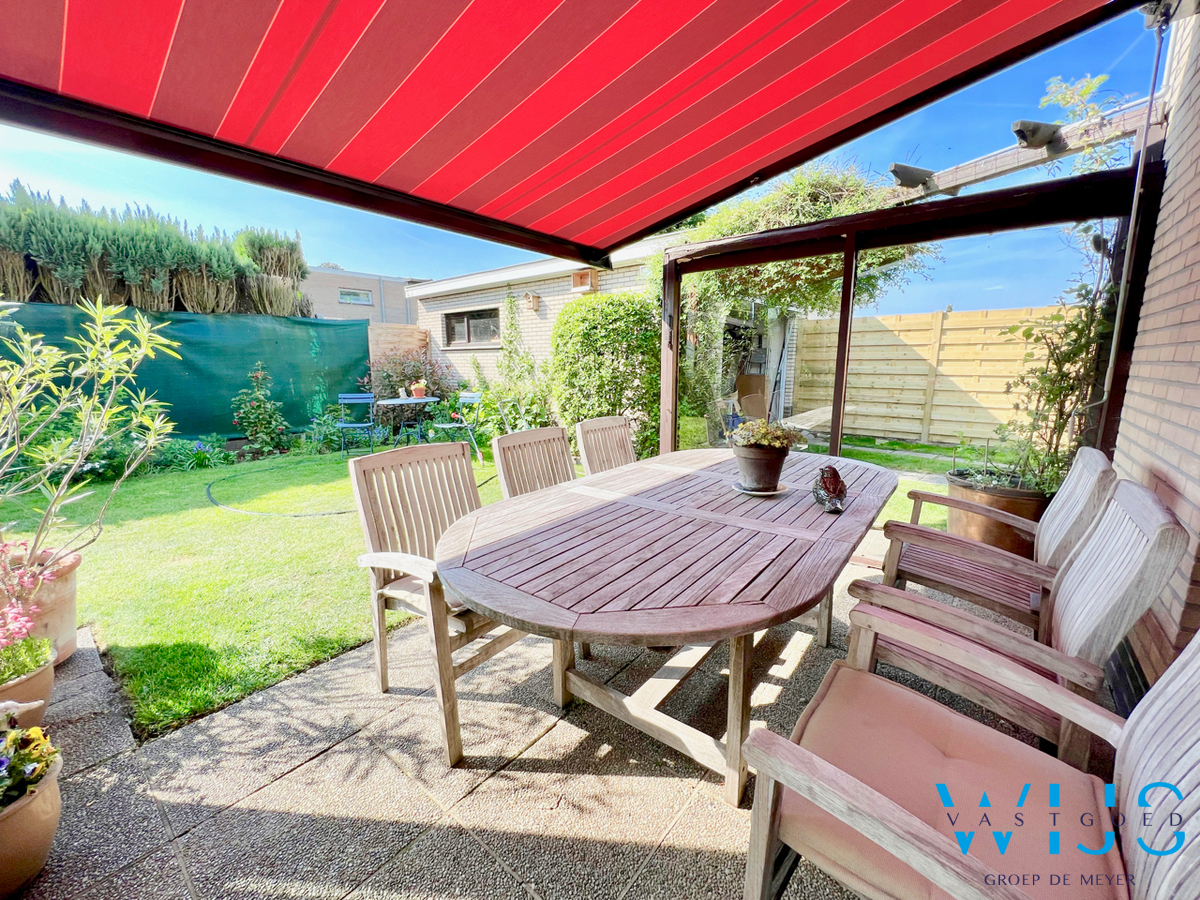 Mooie bungalow op een toplocatie te Evergem ! 