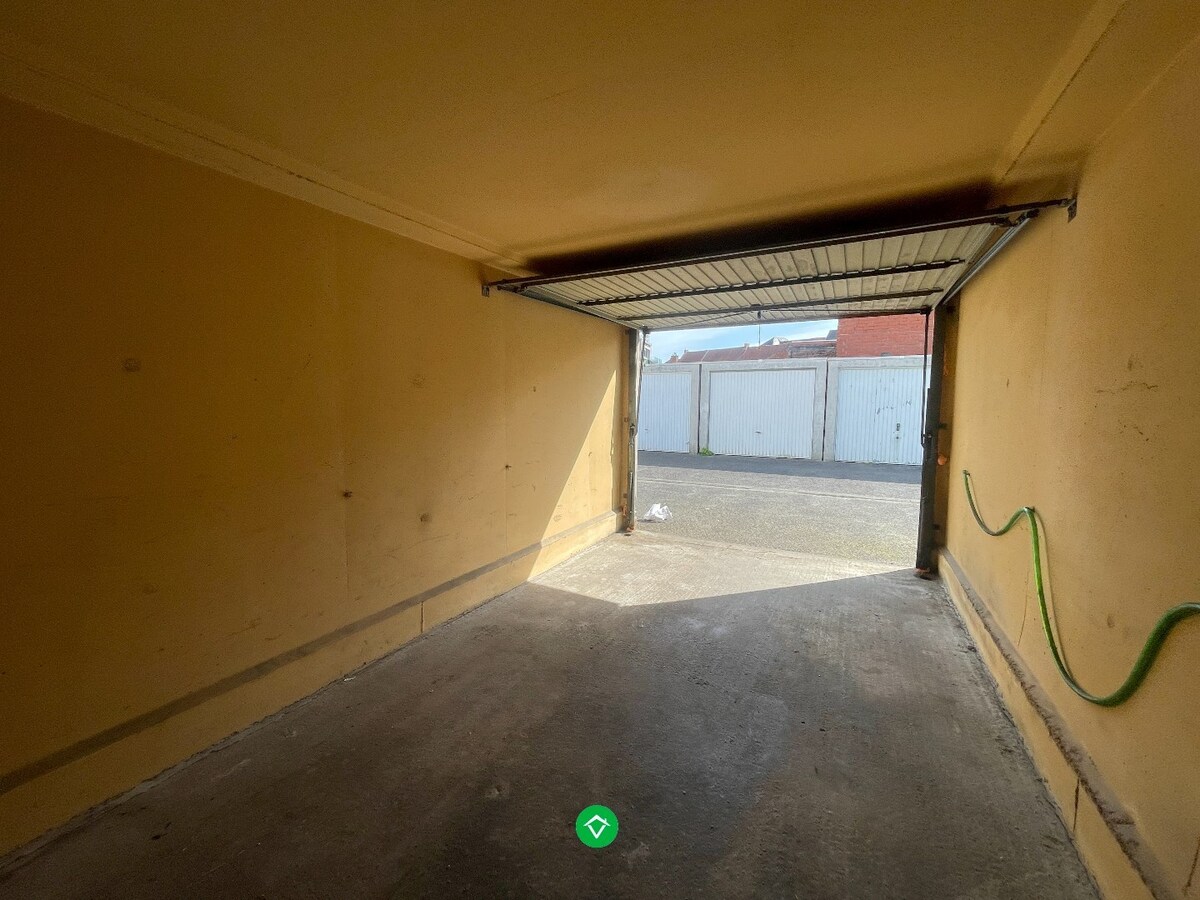 Afgesloten garagebox in centrum Roeselare 