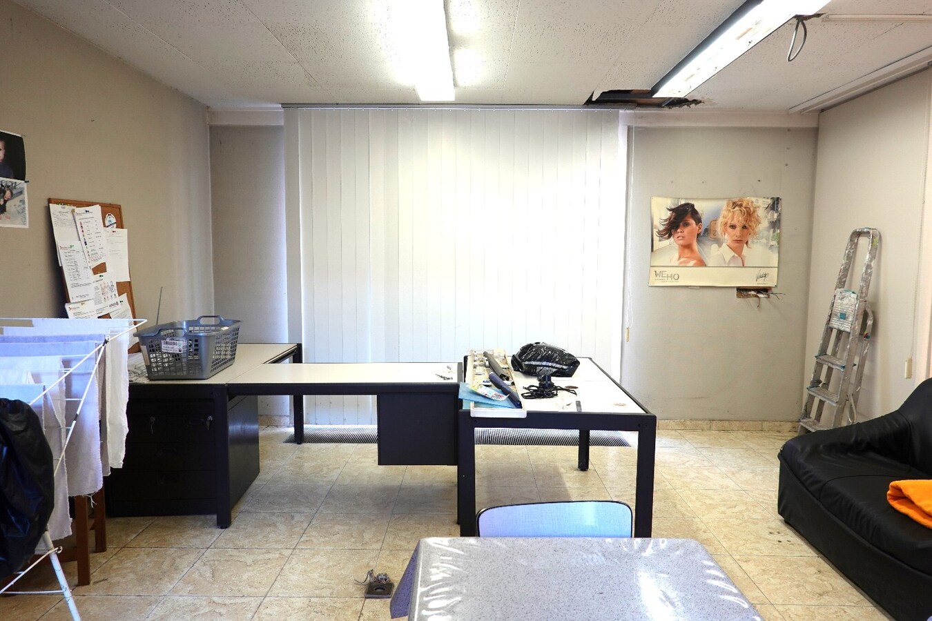 Overname gekende kapsalonzaak – Instapklaar handelspand te huur in het centrum van Oudenburg 