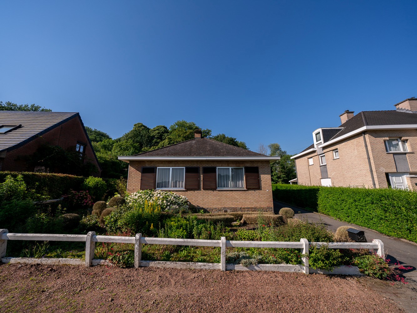 Woning met loods op gegeerde locatie 