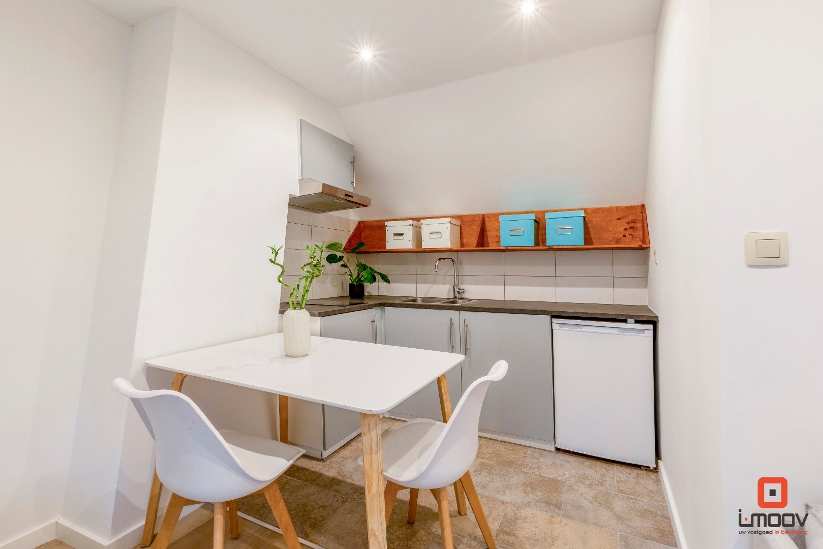 Gerenoveerd huis met 2 badkamers en 2 keukens 