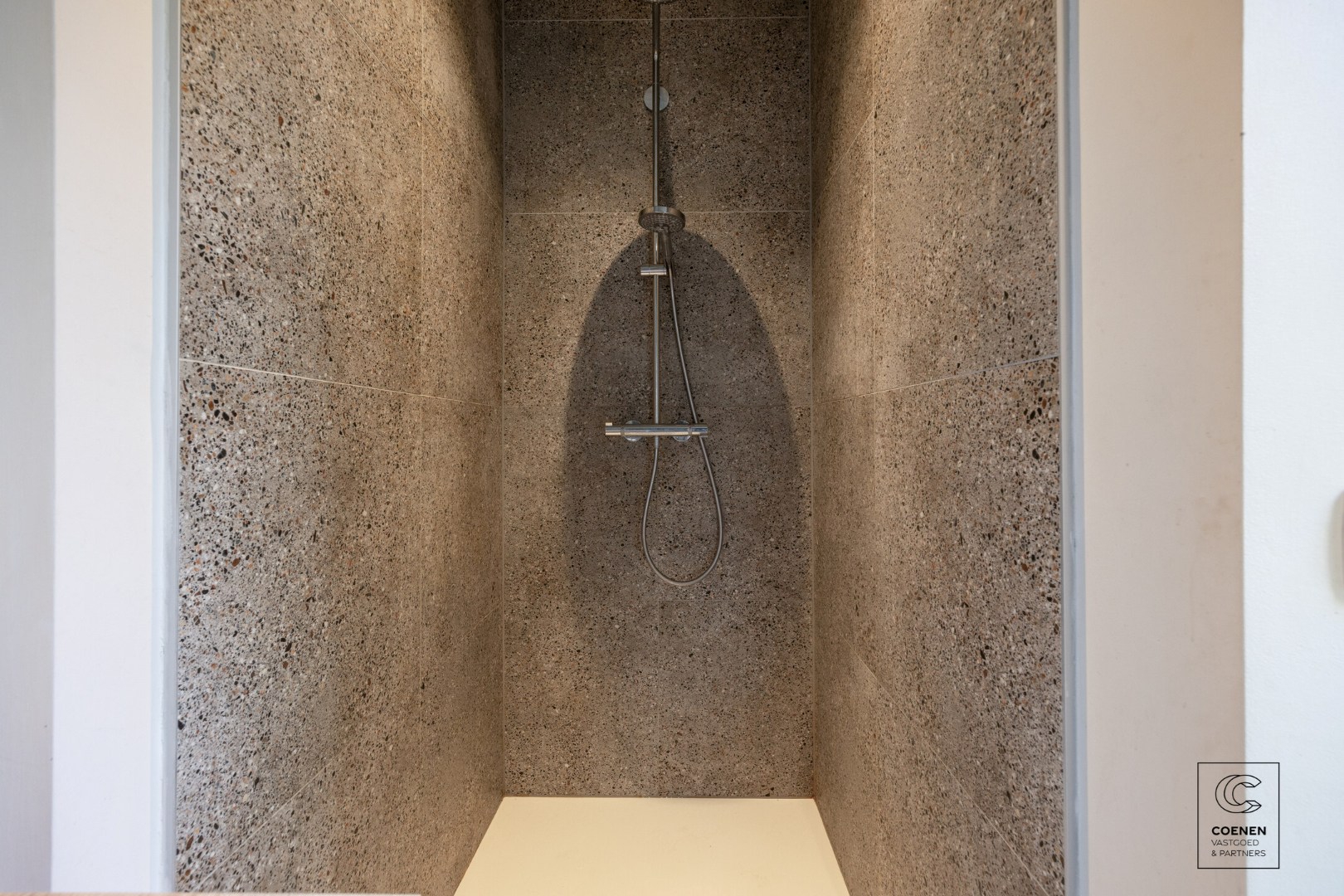 Prachtige loft van 85 m² in het historisch project "Koffienatie" te Antwerpen! 